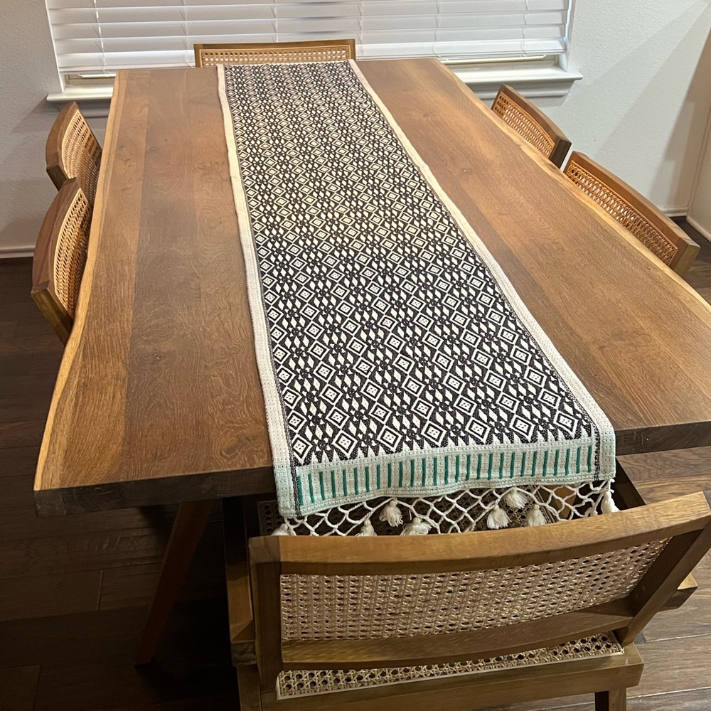 Anthropologie Woven Table Runner Pattern Tassels 16” x 90” 41 cm x 229 cm